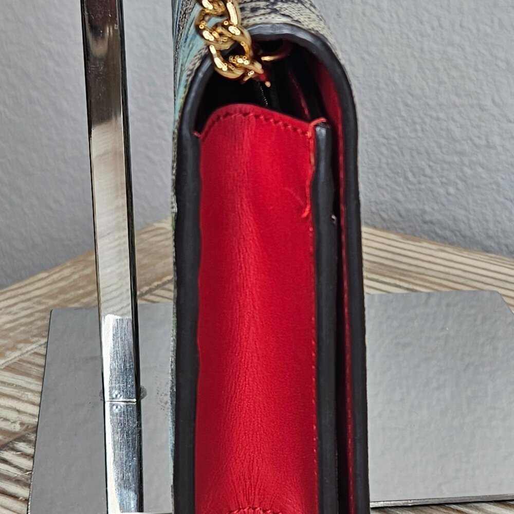 Gucci Blooms Chain Wallet - Picture 4 of 13